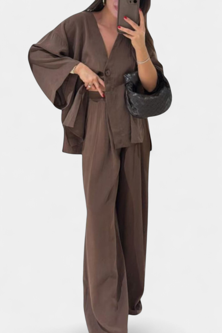 Eli Conjunto Oversize de Top con Cuello en V y Pantalón Recto