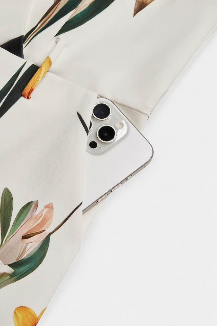 Slara Mono Largo de Vacaciones con Escote en V y Estampado Blanco